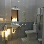 Alameda 2*